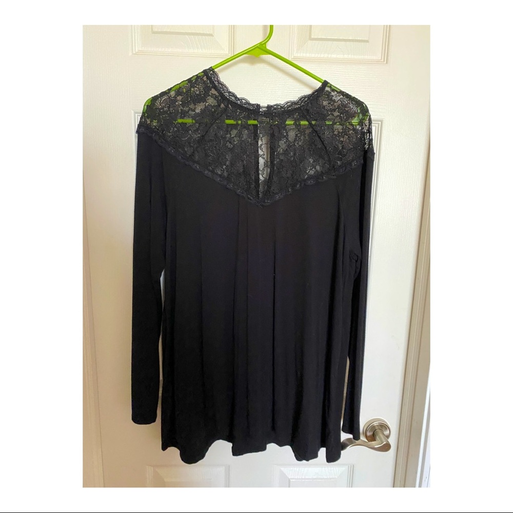 Black Lace-Neck Sweater with open back